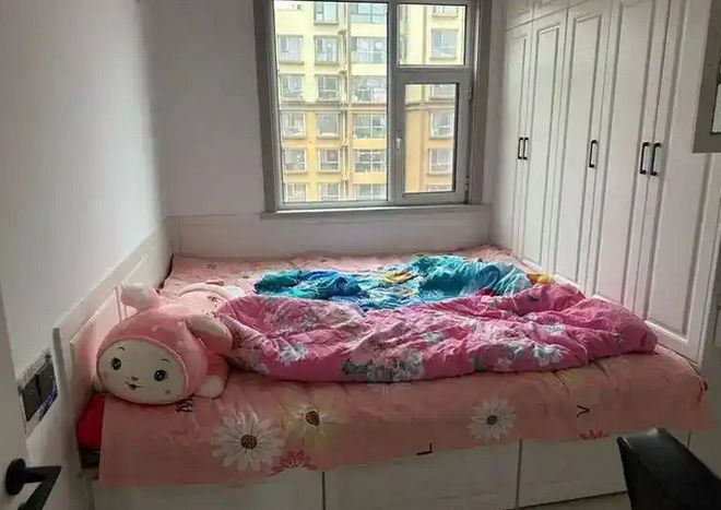 因素引发公众质疑和撕裂！订婚案二审宣判至少四个(图1)