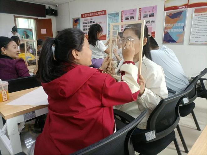 多彩活动迎接母亲节新河街社区开展丰富(图6)